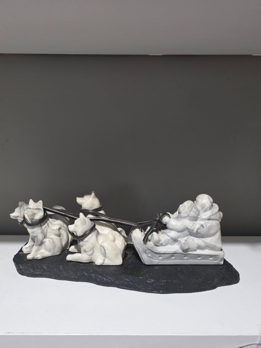 Inuit Style Dog Sled Sculpture Aarktik Canada Arctic Stone Décor